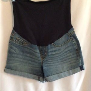 - Signature by Levi Strauss Gold Maternity Shortie Denim Shorts